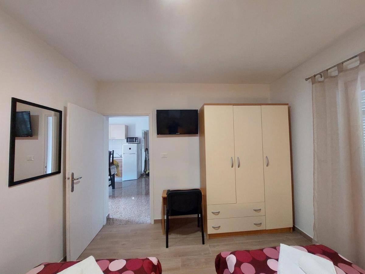 Apartment Luisa Porec Luaran gambar
