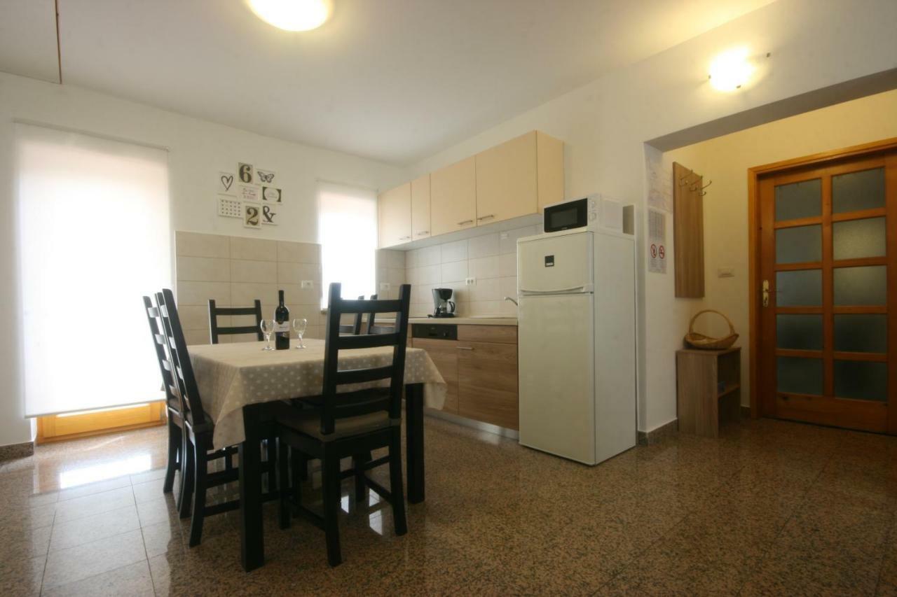 Apartment Luisa Porec Luaran gambar